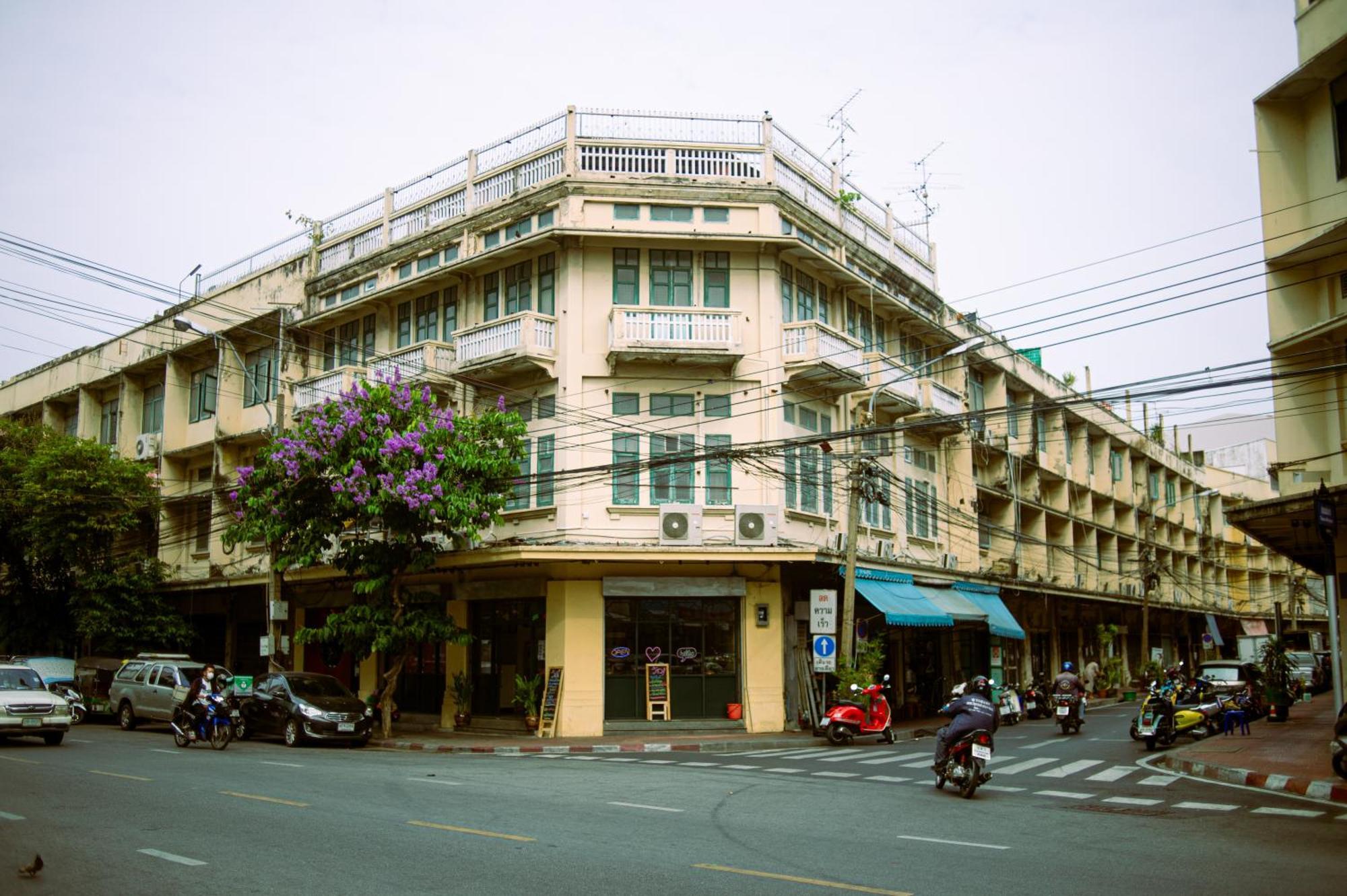 Belivin99 Residence Chinatown Bangkok Exterior photo